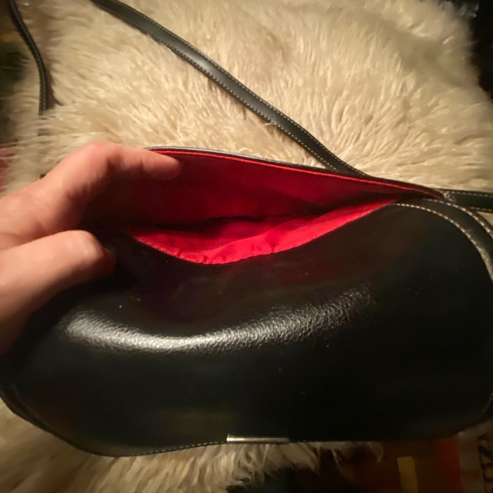 Price Drop! Liz  Claiborne Black Leather Crossbody Bag - Picture 10 of 11